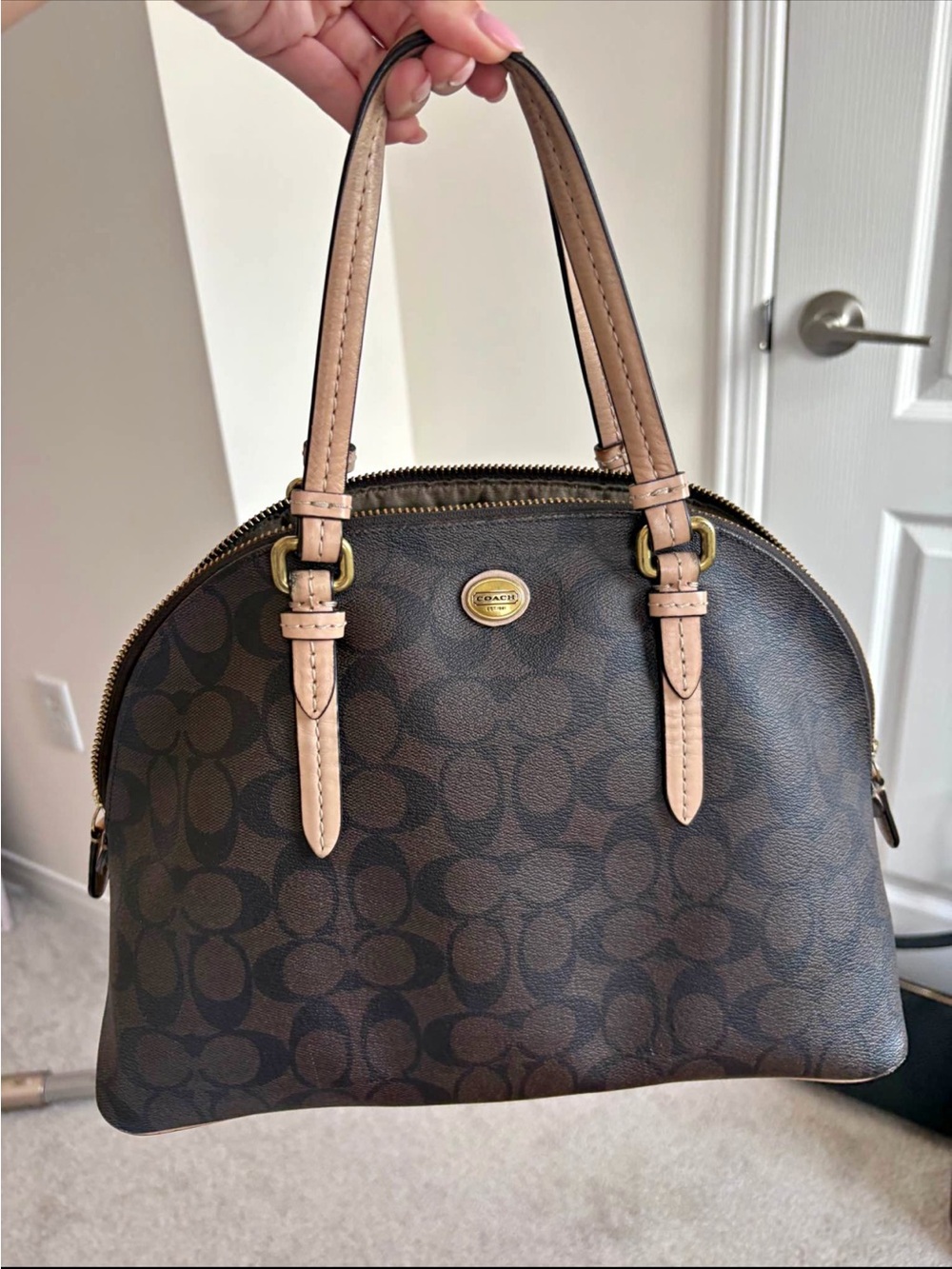 💫Coach💫 Peyton Signature Cora Domed Satchel Handbag